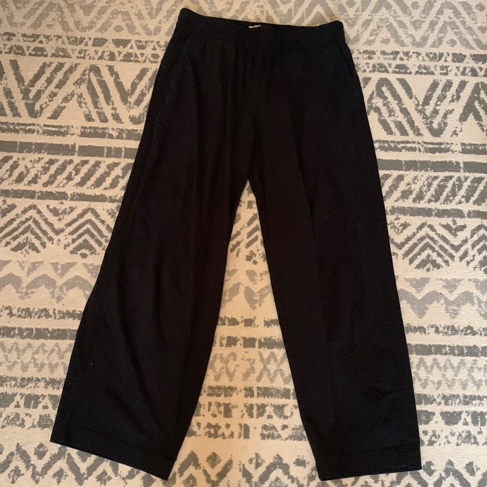 Everlane Black Wide Leg Pull on Pants